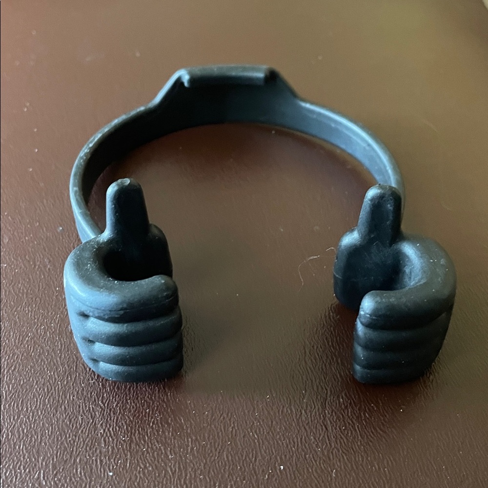 Black Thumbs Up Phone Holder